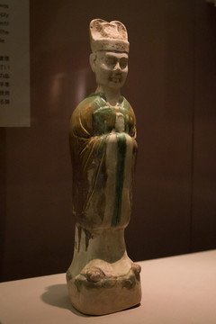 三彩文官俑