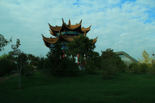 鷹角亭