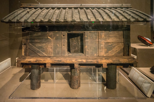 古代瓦房模型