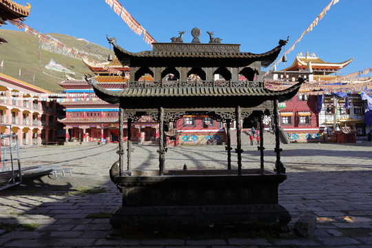 塔公寺
