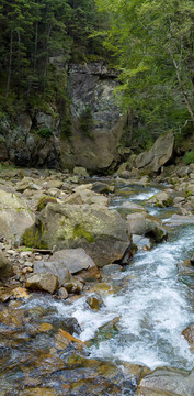 山區(qū)河流