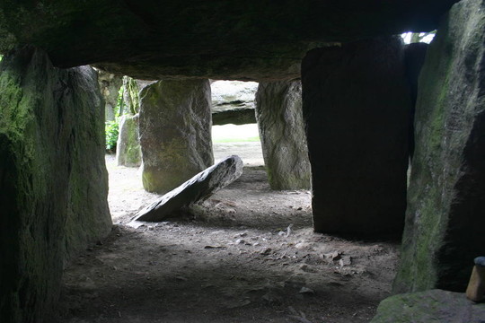La Roche aux F？ES II