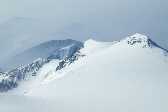在迪納利荒野雪山保護(hù)