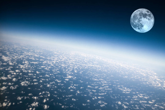 地球和Moon