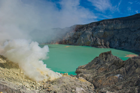 Kawah Ijen火山；java；印度尼西亞
