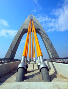 現(xiàn)代斜拉橋