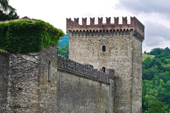 城堡里瓦。Ponte dell Olio。Emilia Romagna。意大利.