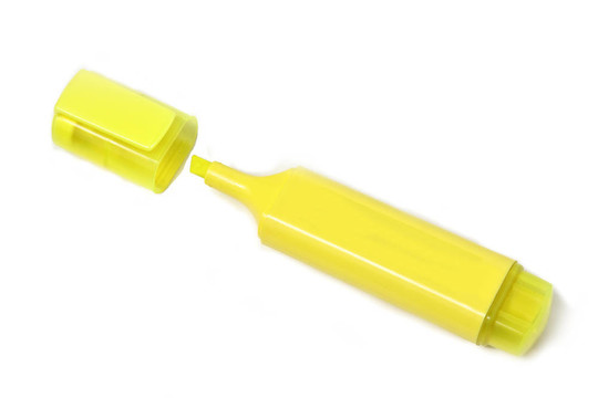 黄色荧光笔孤立在白色背景