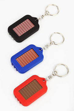 LED手電筒，孤立在白色背景三小飾品