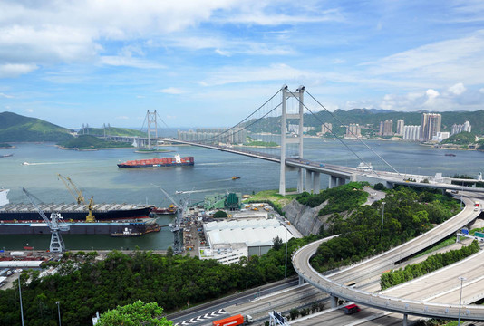 青馬大橋