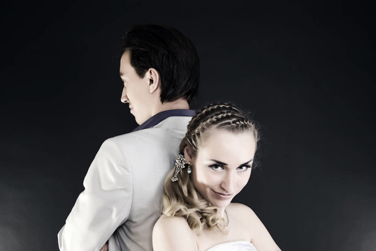 新婚夫婦