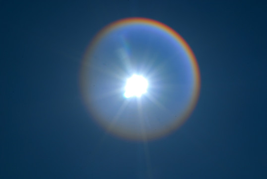 正午的太陽