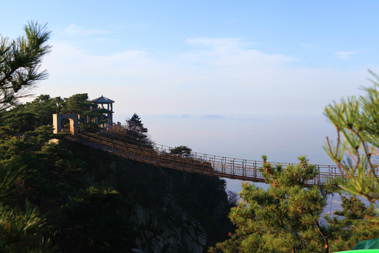 山東臨沂龜蒙蒙山景區(qū)風(fēng)光
