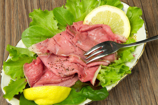 烤牛肉沙拉