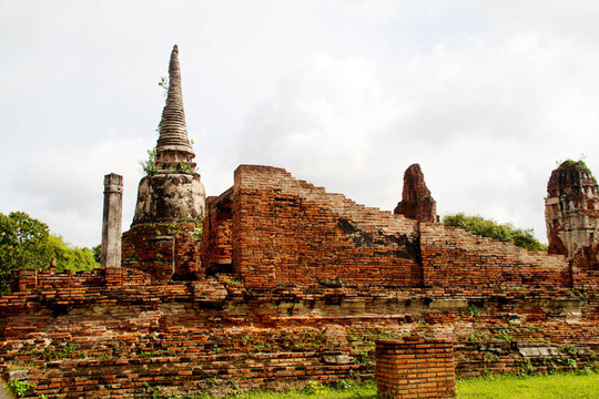 在Wat chaiwattanaram寺塔；Ayutthaya；泰國(guó)