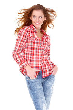 可愛的年輕女人在休閑服裝