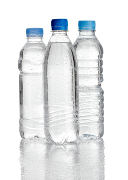 水在塑料瓶