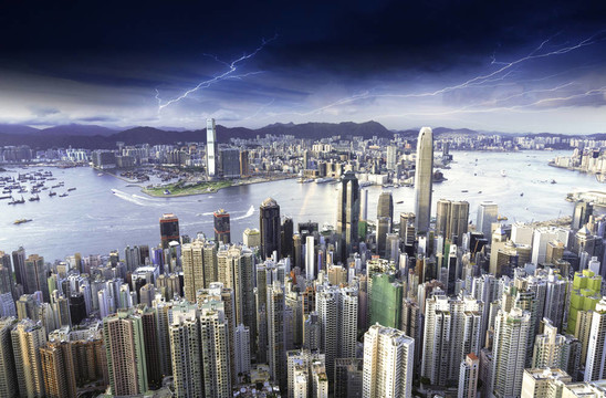 香港上空的風(fēng)暴和閃電