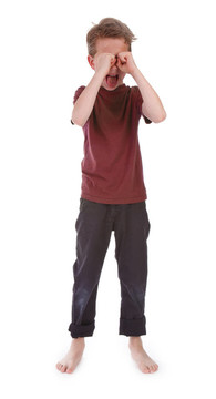 小男孩哭了