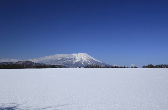 雪場和巖手山