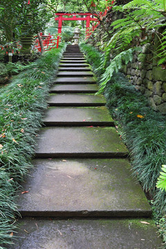 紅色中國(guó)式大門(mén)