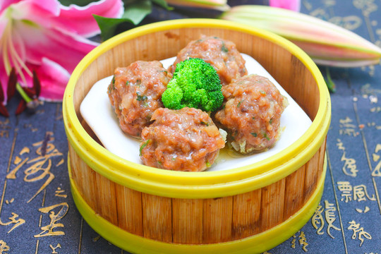 廣式點(diǎn)心牛肉球