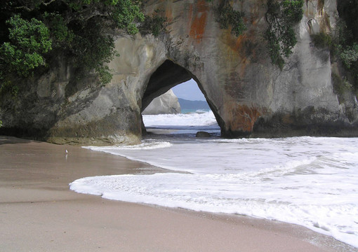 海灘洞穴