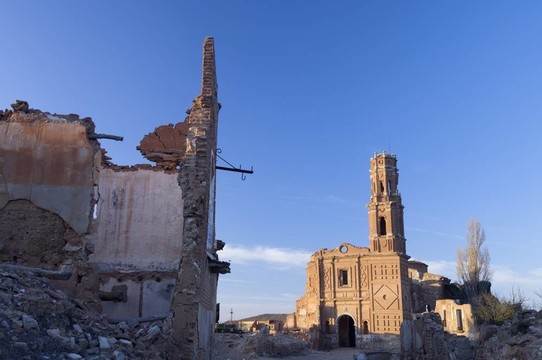 村拆除Belchite