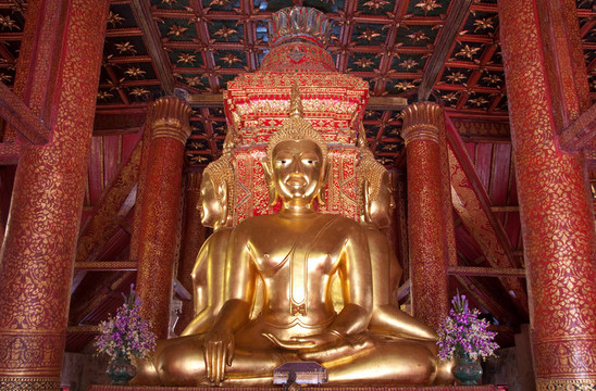 Golden buddha；北方四朝；泰國。