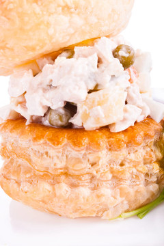 沙拉奧利維爾。Tartlet。
