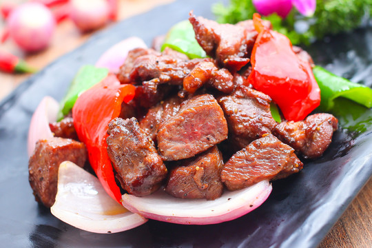 黑椒牛肉粒