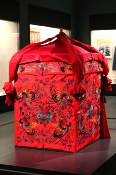 清代 大紅花轎