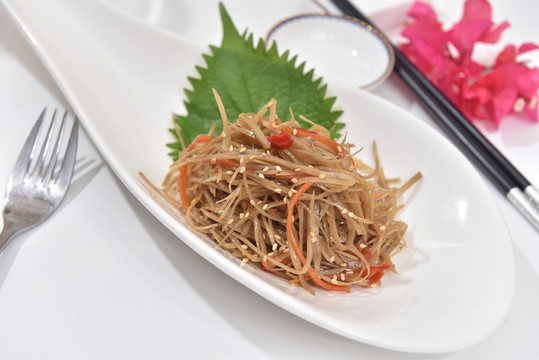 白蘿卜絲