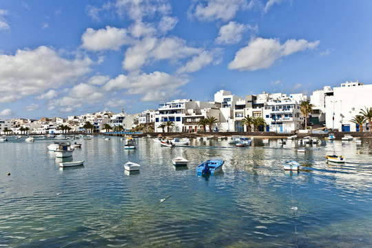 Charco de西墨；Arrecife；