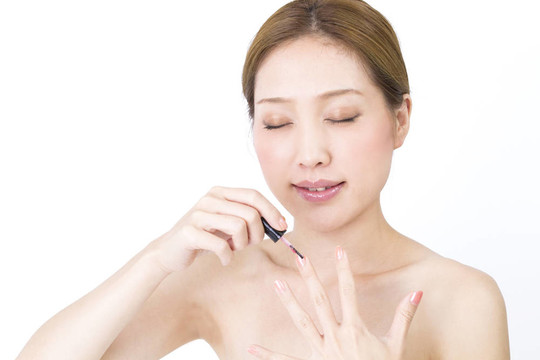 年輕漂亮的女人