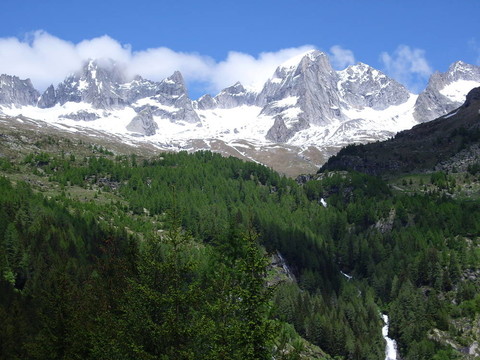 春山