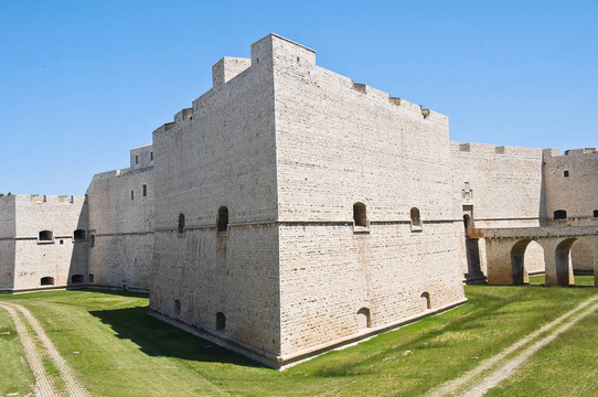 諾爾曼-施瓦本的城堡。Barletta。Apulia。