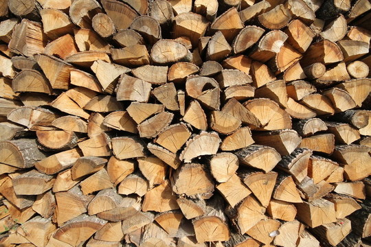 股票照片：一個接近一個樁