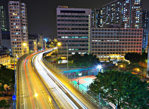 夜間城市公路