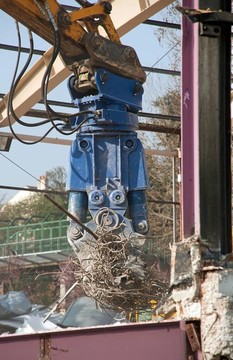 推土機(jī)在行動(dòng)