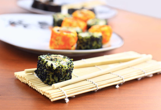 日本傳統(tǒng)食品；粟實