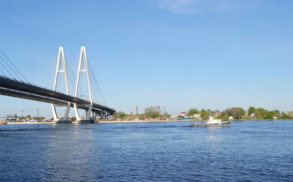 电缆支撑桥在俄罗斯圣彼得堡。