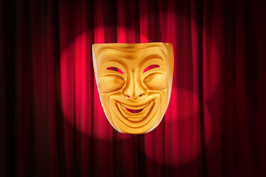 帶面具的戲劇表演概念