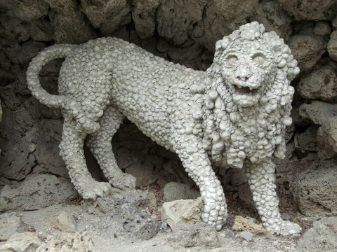 獅子雕塑