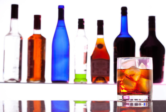 瓶底酒精飲料