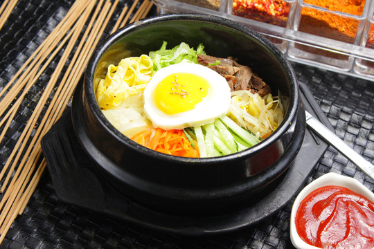 石鍋拌飯 拌飯
