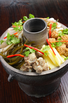 丸子燒肉木炭砂火鍋