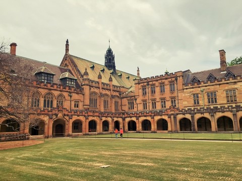 悉尼大學(xué)