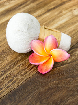 熱帶溫泉Frangipani flower