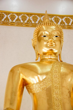 佛陀的宗教雕像。watsamarn；Chachaengsao；泰國